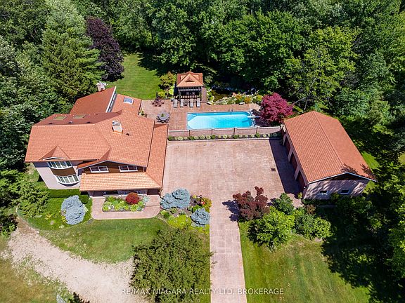 2nd image of 2187 Miller Rd