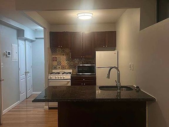 4th image of 375 E 10th St APT 1C