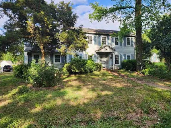 816 Colonial Cir, Jackson, MS 39211