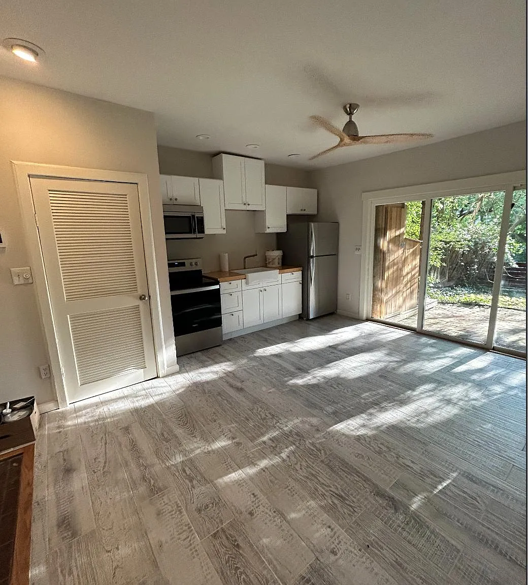 1 bed, $1,350 — Photo 2