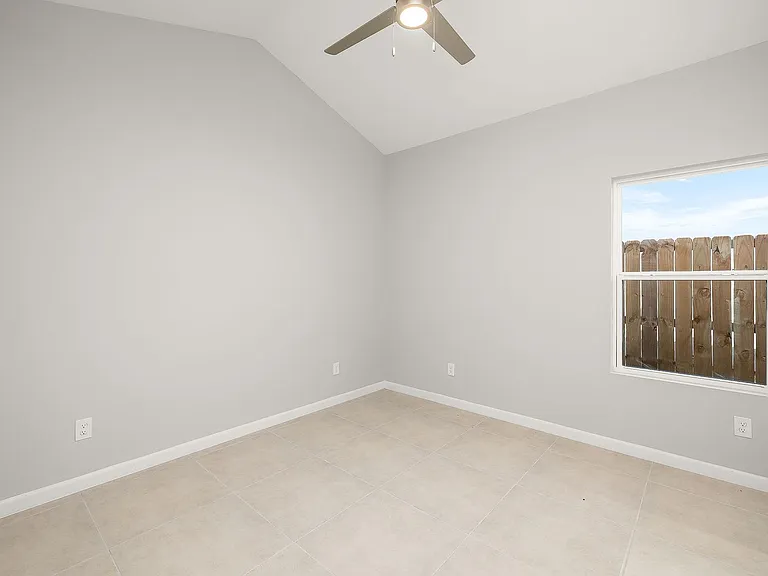 2700 Mockingbird Rd — Photo 18