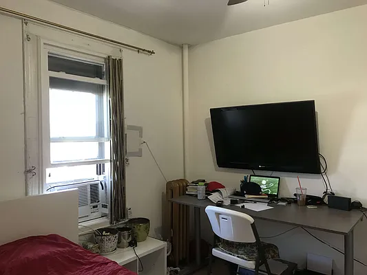 Sold by RE MAX Team | media 4