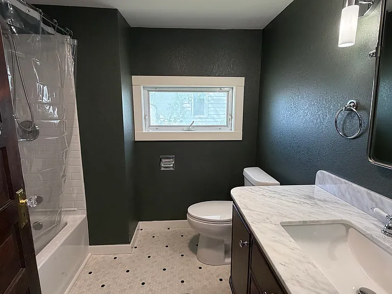 407 S High St — Photo 14
