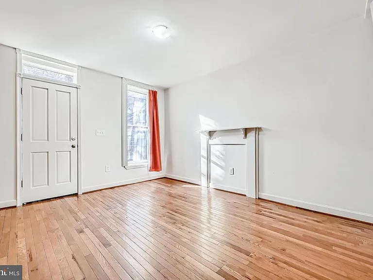 456 E Federal St — Photo 11
