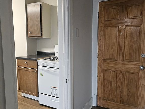 3rd image of 3125 S St #31255