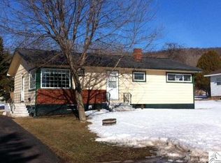 215 90th Ave W, Duluth, MN 55808