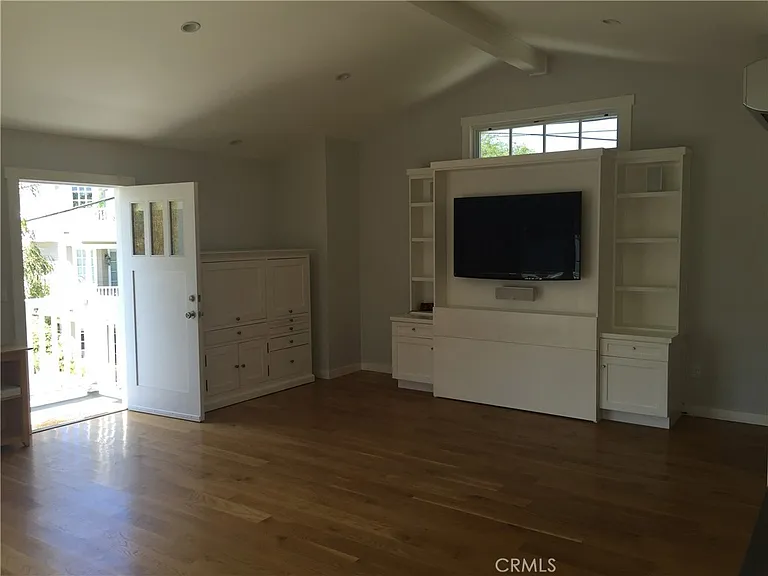 120 Morningside Dr — Photo 49