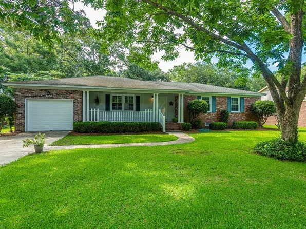 1456 Salisbury St, Charleston, SC 29407