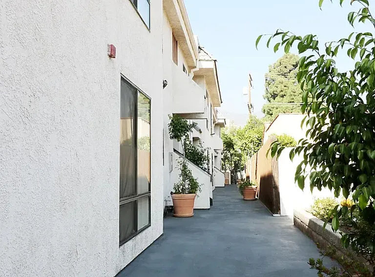 334 E Fairview Ave #5 — Photo 27