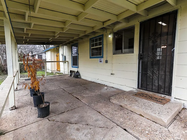 5434 Plumtree Dr — Photo 24