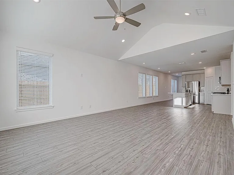 22111 Ingham Bluff Ln — Photo 17