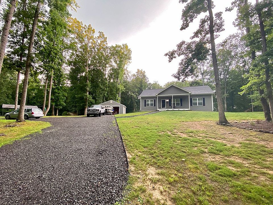 1st image of 15108 Poplar Ct