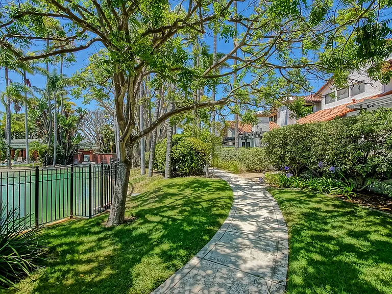23 Coronado Ct — Photo 48