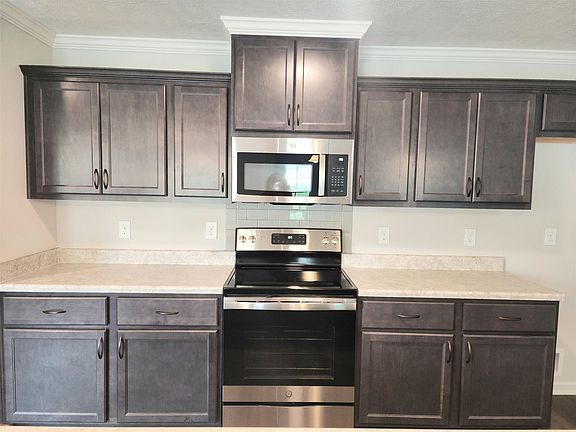 5th image of 2995 Easton Dr