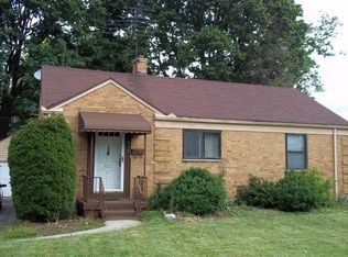 313 E Dorothy Ln, Dayton, OH 45419