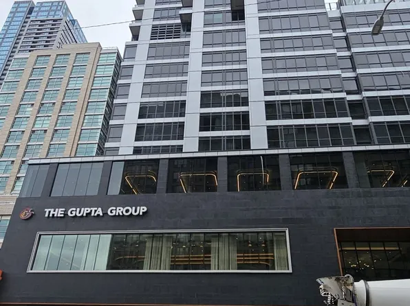 395 Bloor St E #1107, Toronto, ON M4W 0B4