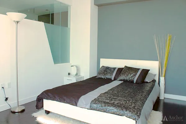 Rented by Anchor Associates | media 20