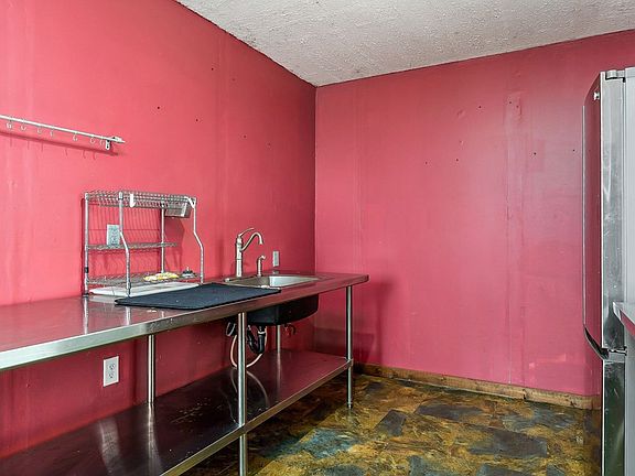 30th image of this home