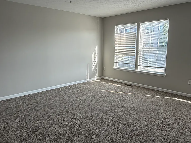 9899 Decatur Rd — Photo 26