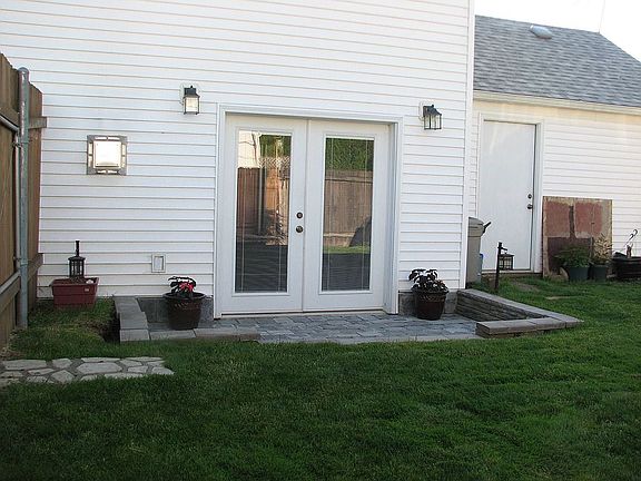 Side Patio