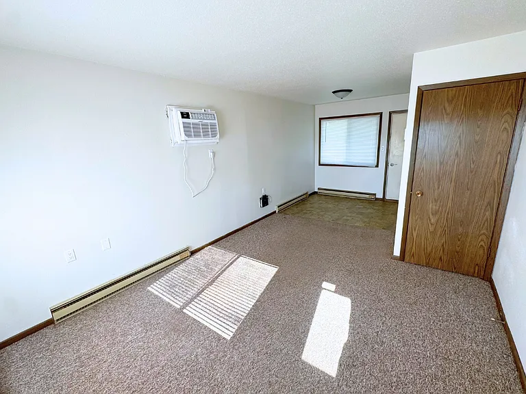 105 1st St #107 — Photo 6