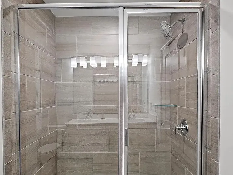 10320 Guardian Dr — Photo 5