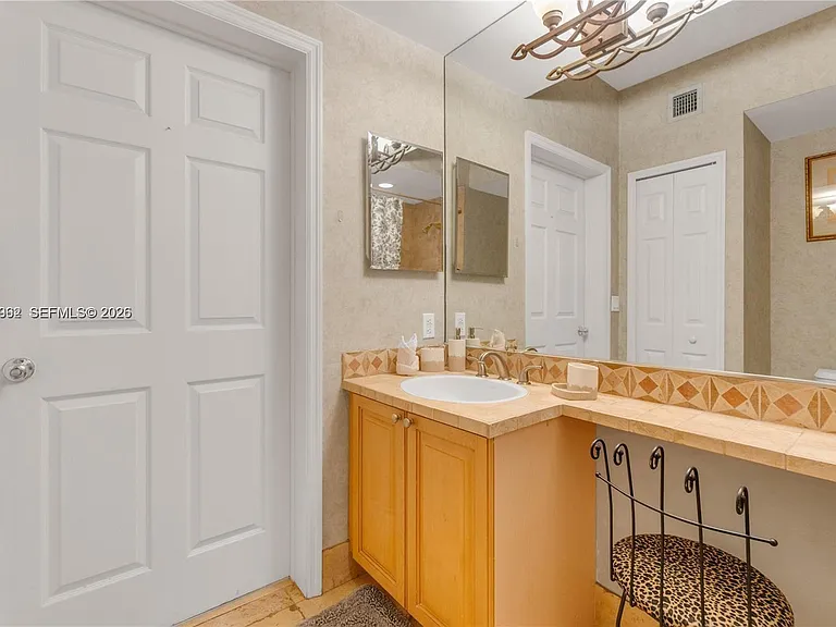 3235 NE 184th St #11103 — Photo 12