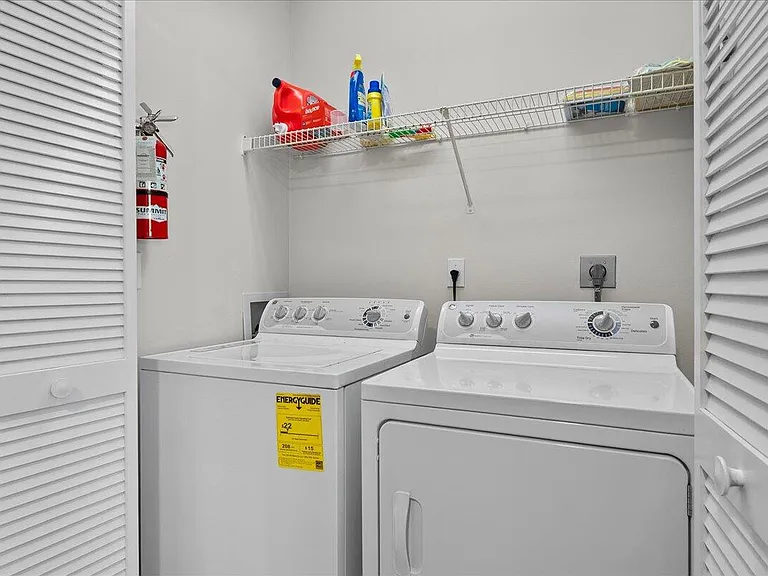 6111 SE Georgetown Pl — Photo 17