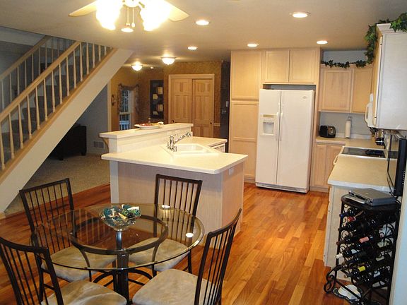 Open Concept Kitchen Dinette