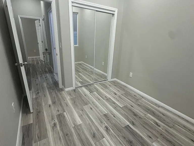 1710 Golden Way #B — Photo 18