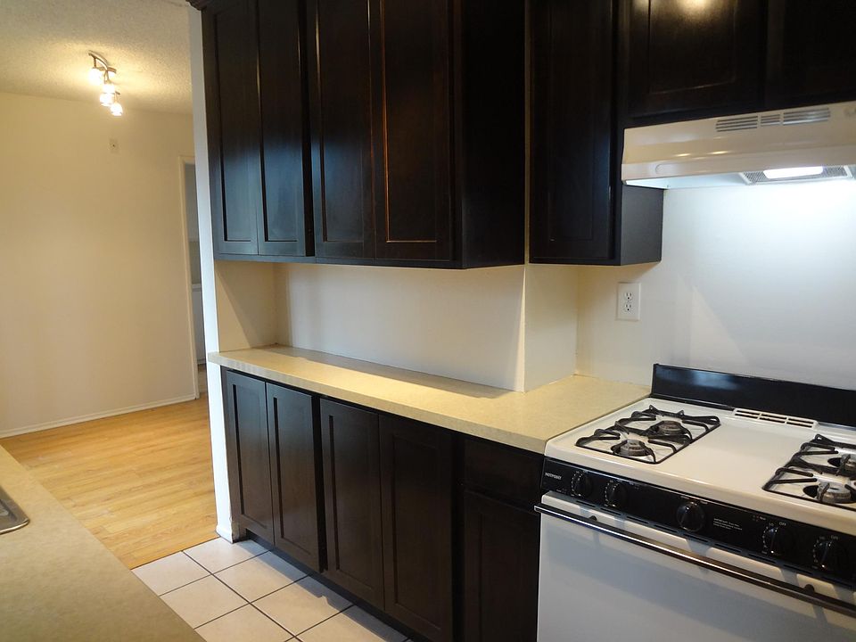 1st image of 12021 Burbank Blvd APT 102