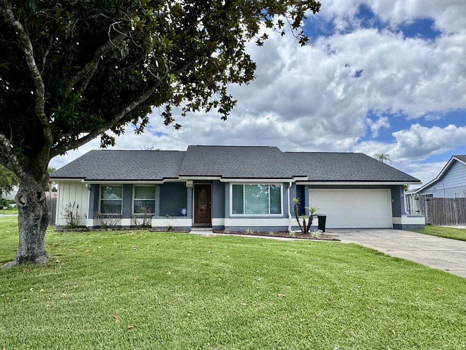 1st image of 1301 Queen Elaine Dr