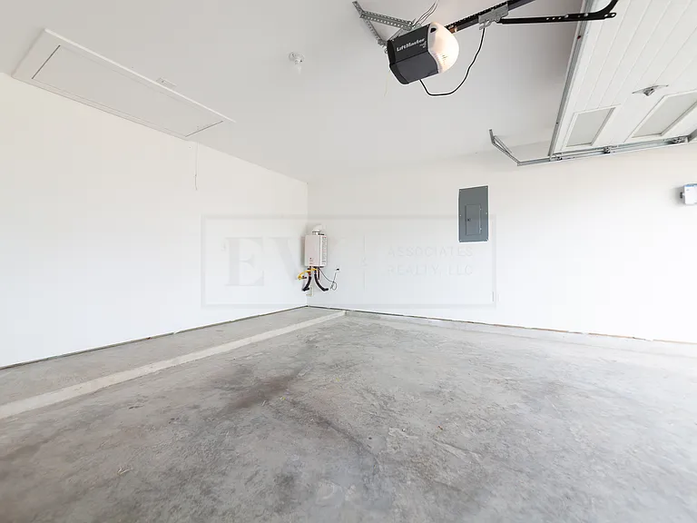 4010 Garver Grove Ln — Photo 12