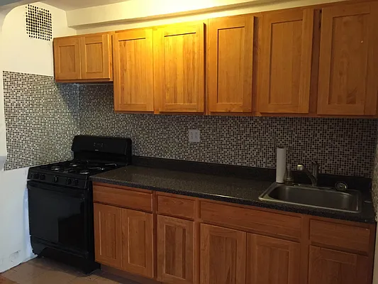 Rented by Benyamin Fattakhov, LREB | media 1