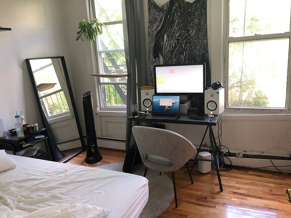 1st image of 33 Montrose Ave #2LL