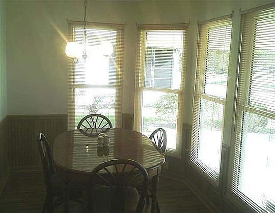 3rd image of 2281 Las Fuentes Dr