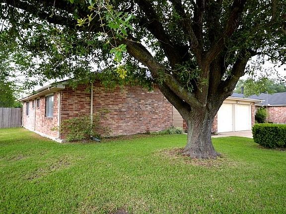 3rd image of 7303 Boysenberry Ln