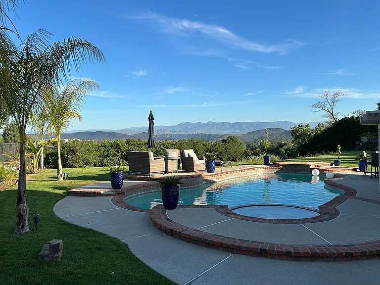 807 Chaparral Ct — Photo 29