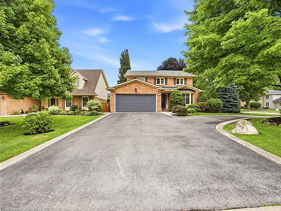 2nd image of 2 Charterhouse Cres