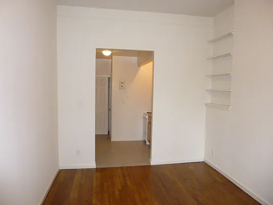 Rented by JK Dansar Corp | media 19