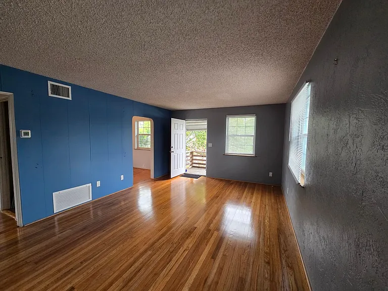 733 Buena Vista Ave — Photo 23