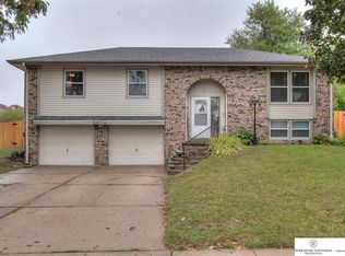 3814 Joann Ave, Bellevue, NE 68123