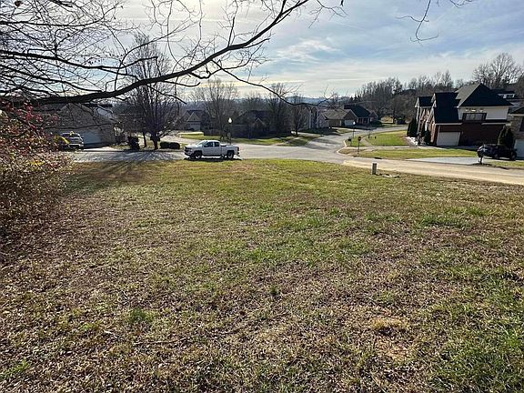 2nd image of 10704 Grape Arbor Dr