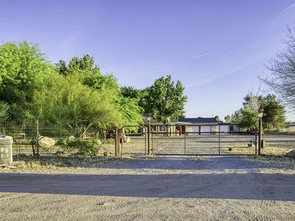 1919 Autumn Way, Ridgecrest, CA 93555