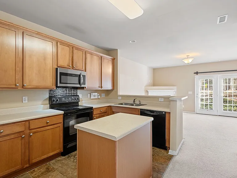 1641 Snowmass Way — Photo 5