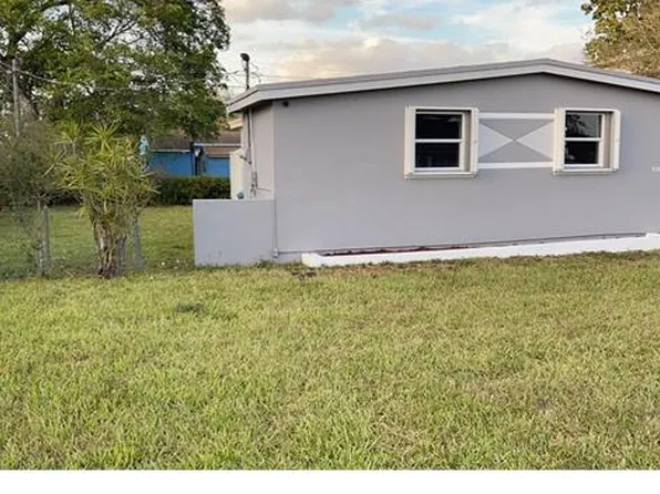 2305 NW 95th St, Miami, FL 33147