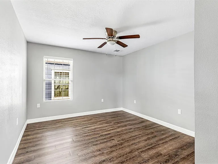 520 E Defee Ave — Photo 19