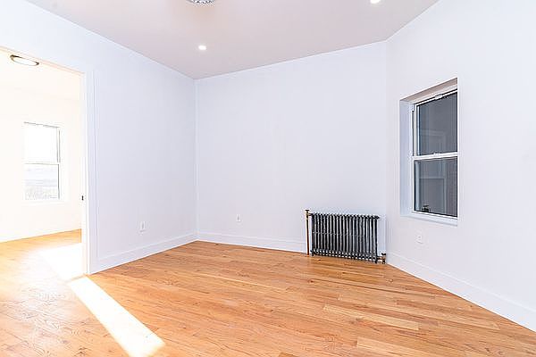 1st image of 1969 Pacific St #2