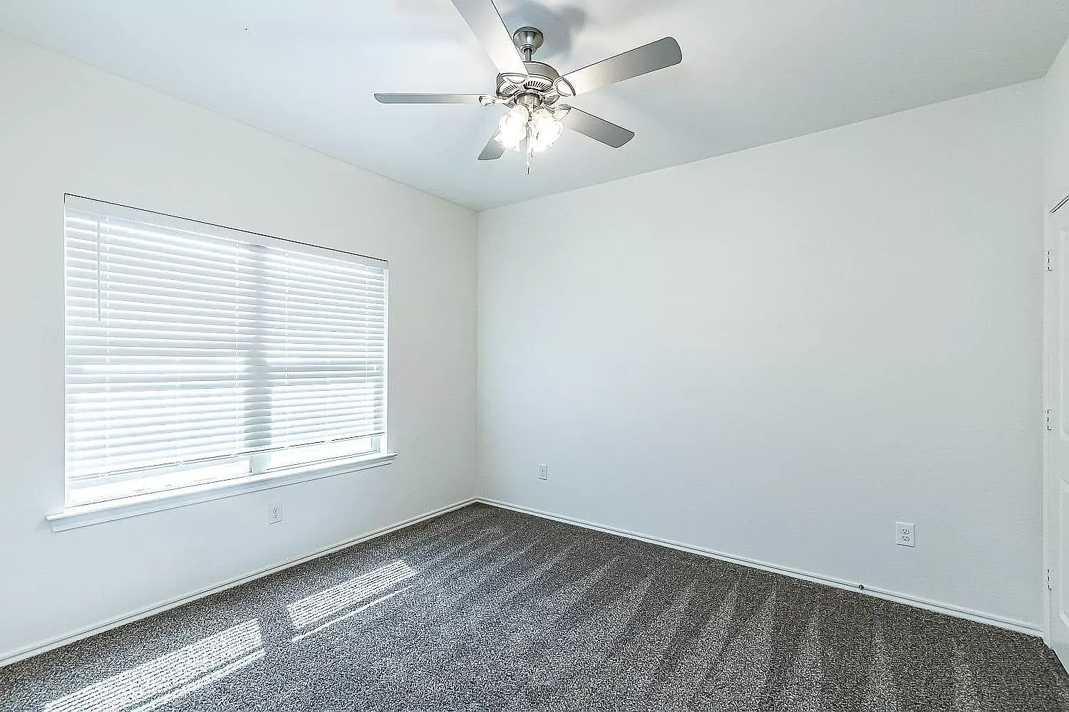 3 bed, 1529 sqft, $1,500 — Photo 4