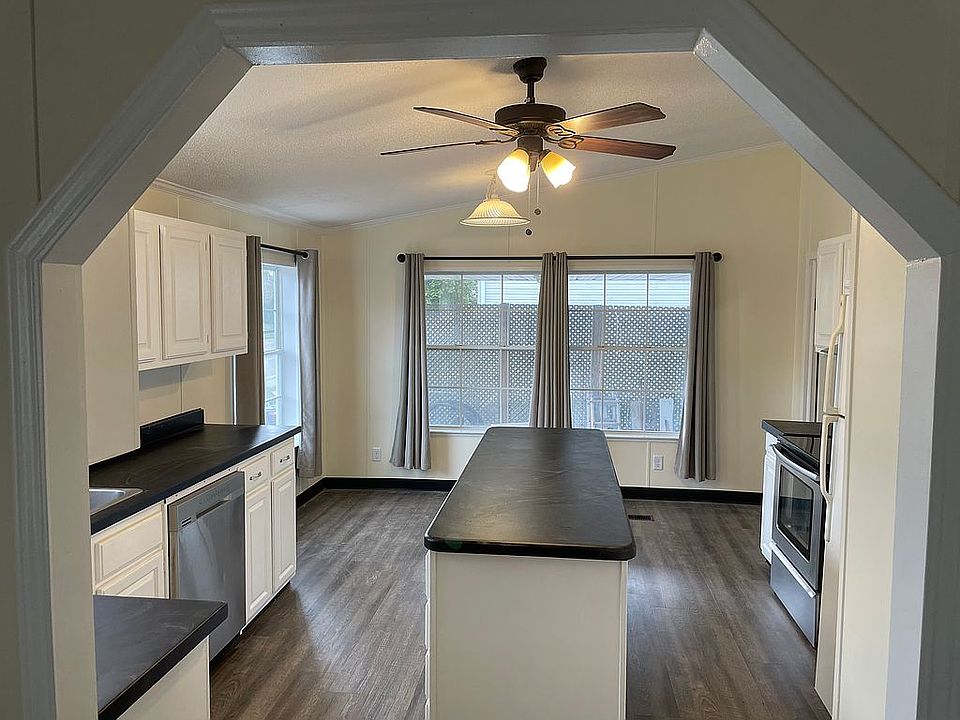 Kitchen - Dining